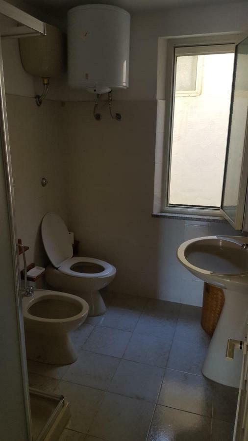 Appartamento Bouganville Magomadas ภายนอก รูปภาพ